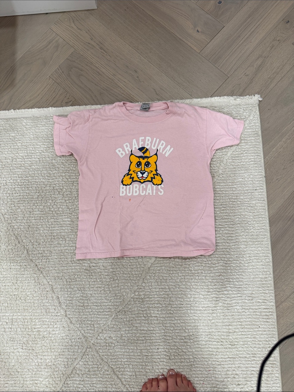 Gildan Pink Braeburn Bobcats Kids T-Shirt